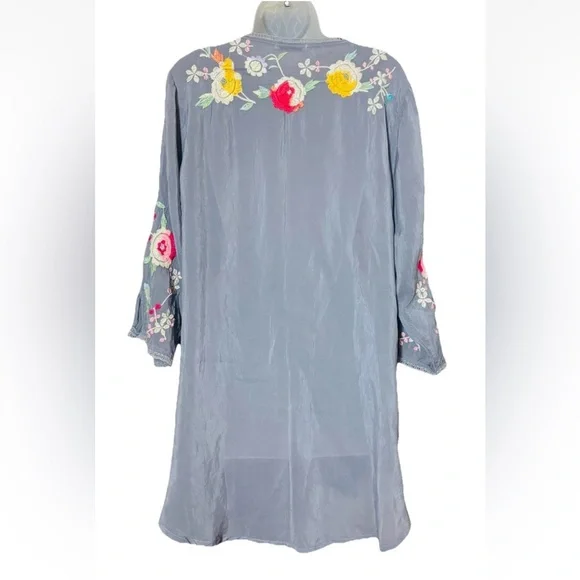 JOHNNY WAS Playa Tunic Women’s Large Gray Embroidered Top Rayon Blouse Boho - Picture 3 of 12